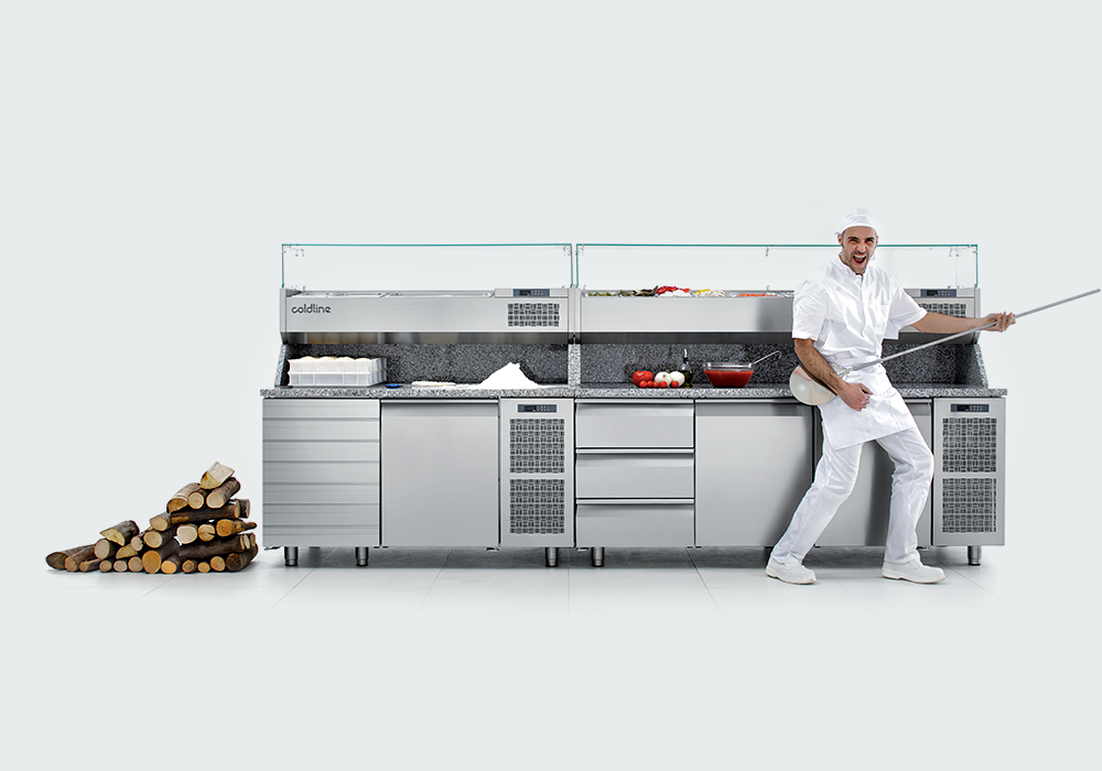 Tavolo refrigerato pizzeria con vetrina Coldline
